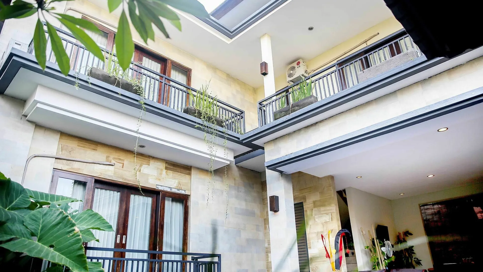 Legong Kirana Villas Kuta  Legian (Bali)