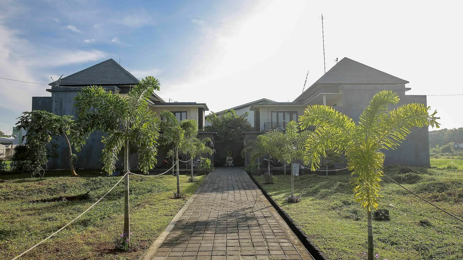 Legong Kirana Villas Kuta