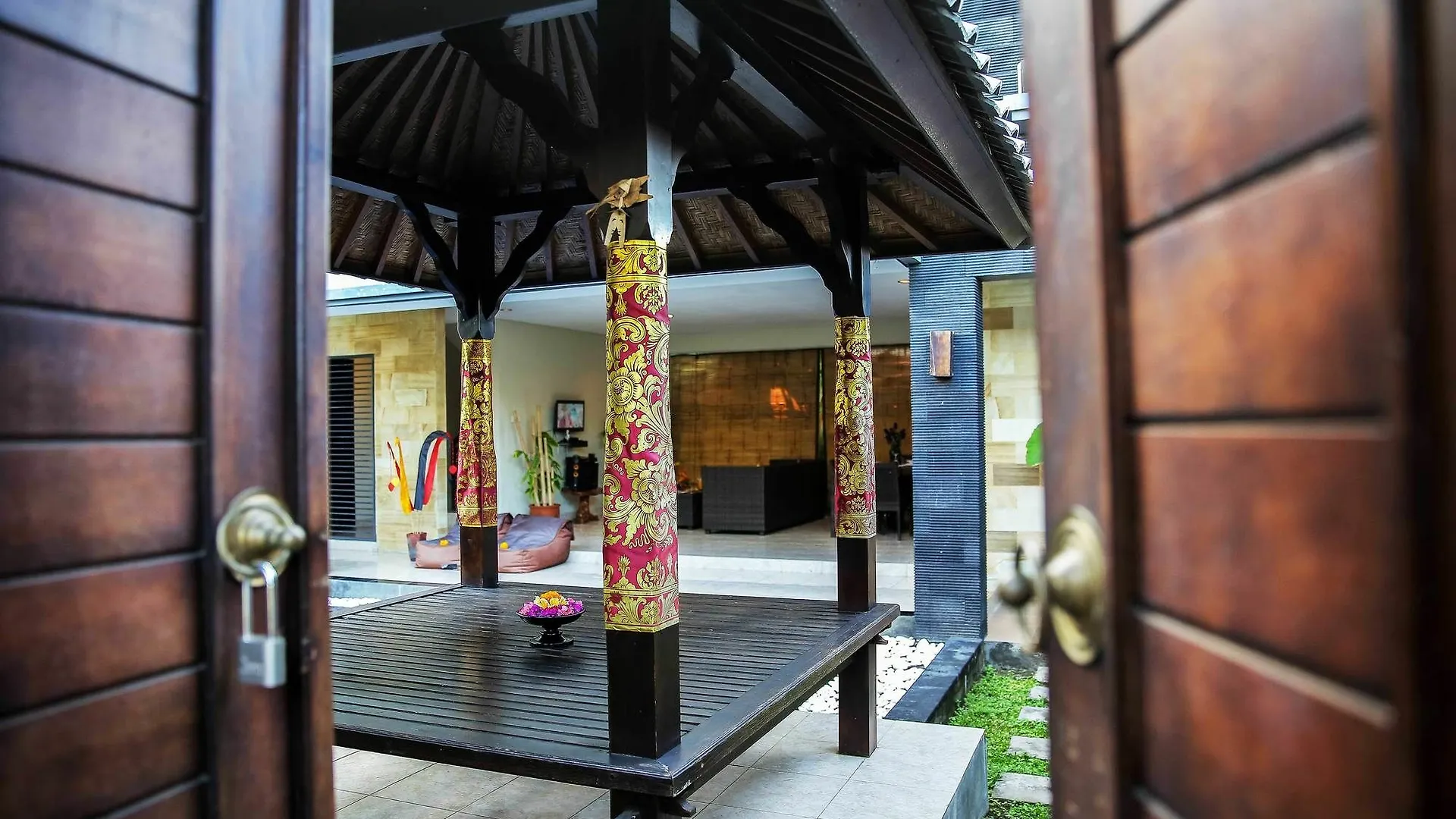 Legong Kirana Villas Kuta  Indonesia